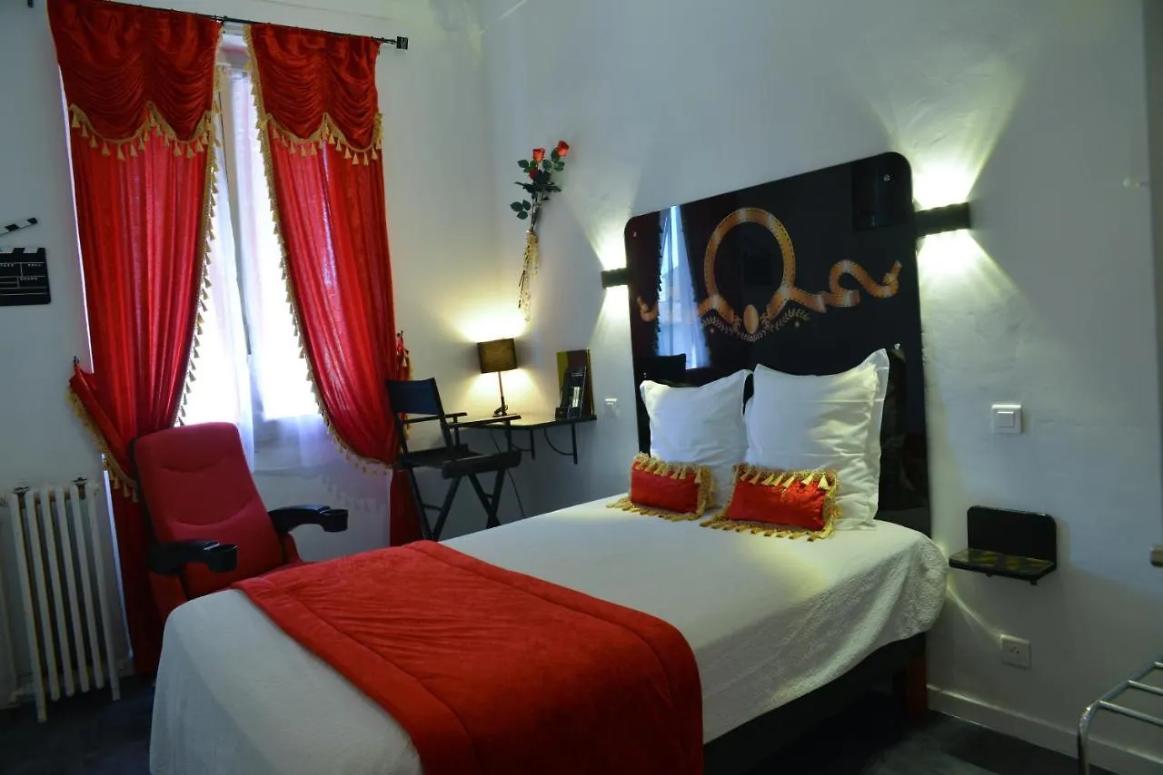 Hotel Toppin Cavaillon 2*,  France
