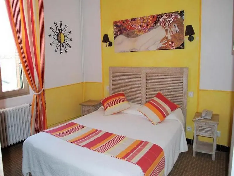 Hotel Toppin Cavaillon 2*,